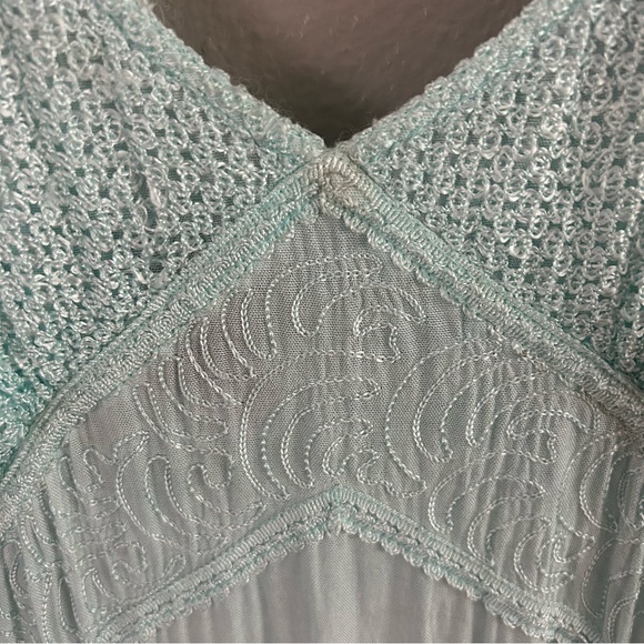 L’Pogee Embroidered Crochet Maxi Dress Handkerchief Hem Flowy Boho One Sz Sample - Picture 4 of 11